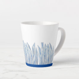 Pentes de giz azul em uma pequena caneca