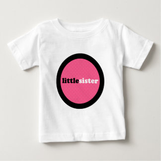 Pequena Camisa Irmã