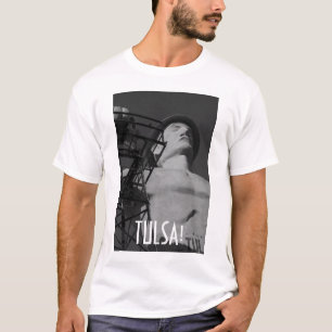 Perfurador dourado "TULSA!" camiseta