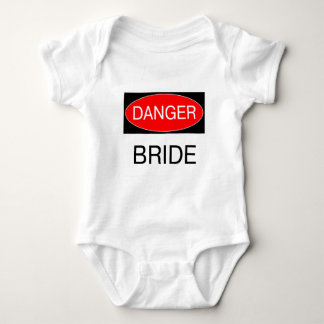 Perigo - Noiva Camiseta Engraçada de Casamento Can