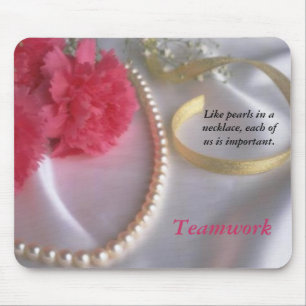 Pérolas e cravos - mousepad dos trabalhos em