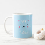 Personalize a caneca de gato azul-adorável paletur<br><div class="desc">Esta é uma super adorável caneca de gato projetada com a mais quente tendência de design do inverno - rosa-pincel. Certamente que esta caneca não idade! Tudo se resume a se o seu Cute-O-Meter começar a fazer tiques mais rápidos :) Não se esqueça de mudar o nome!</div>
