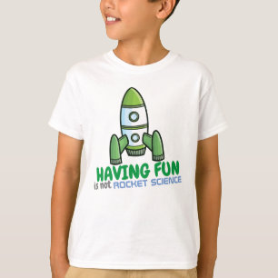Personalize a diversão das T-Shirts dos meninos
