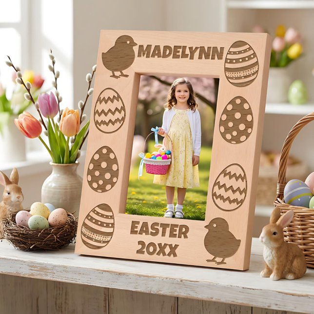 Personalized Easter Eggs & Baby Chicks (Criador carregado)