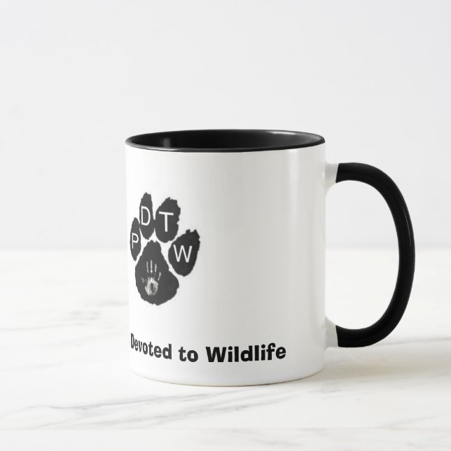 Pessoas devotadas à caneca dos animais selvagens (Direita)