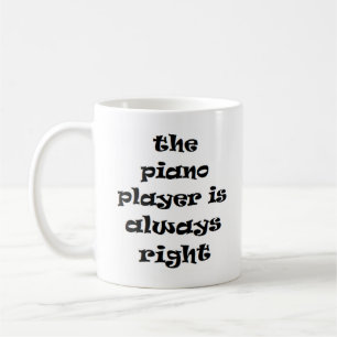 pianista sempre caneca de café certa