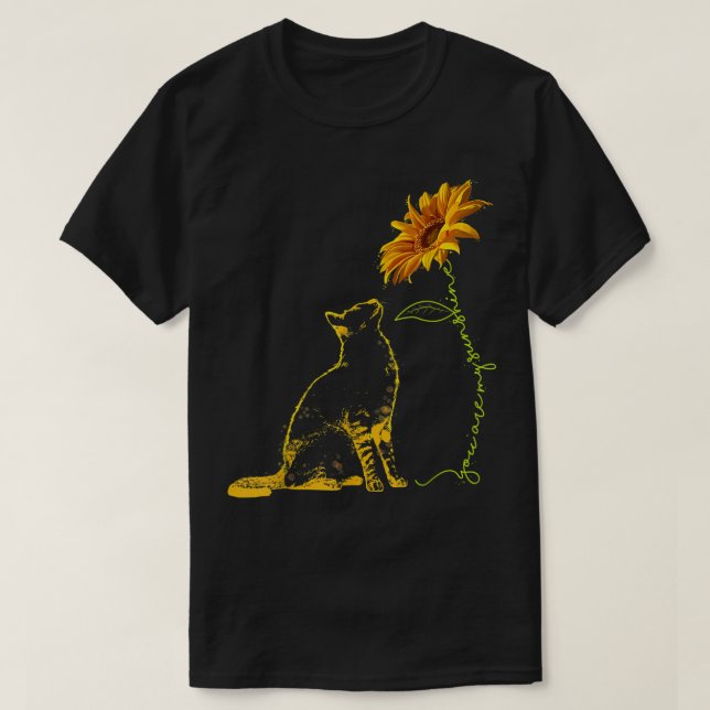 Pingando Gato Amarelo Sob Camisa De Girassol (Frente do Design)