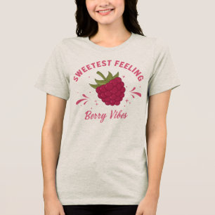 Pink Raspberry Summer Fruit Vibes — Camiseta Femin