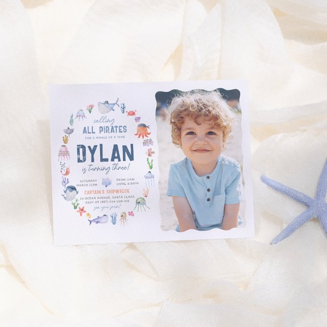 Pirata De Orçamento Sob A Foto De Aniversário Do S (Criador carregado)