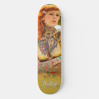 Pixeleye - Katy Dourada Skateboard Deck