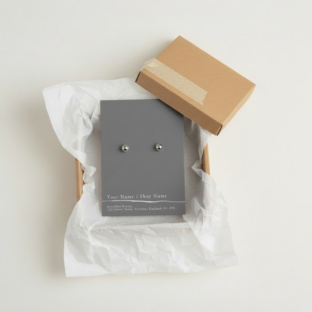 Placa de exibição de brinco de cinza simples (Simple flat grey earring display card.)