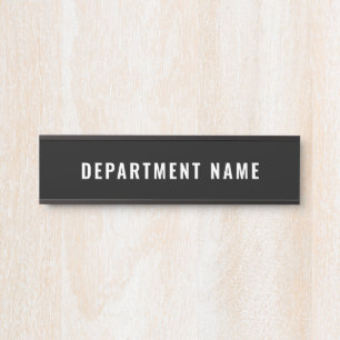 Placa de Identificação do Departamento na Porta