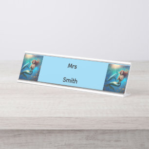 Placa De Mesa "A Dança do Oceano: A Viagem de uma Sereia e Golfi