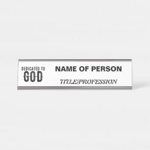 PLACA DE MESA DEDICADO A DEUS TEXTO NEGRO LEGAL PERSONALIZÁVEL