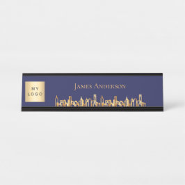 Placa De Mesa logotipo imobiliário do skyline de cidade azul mar