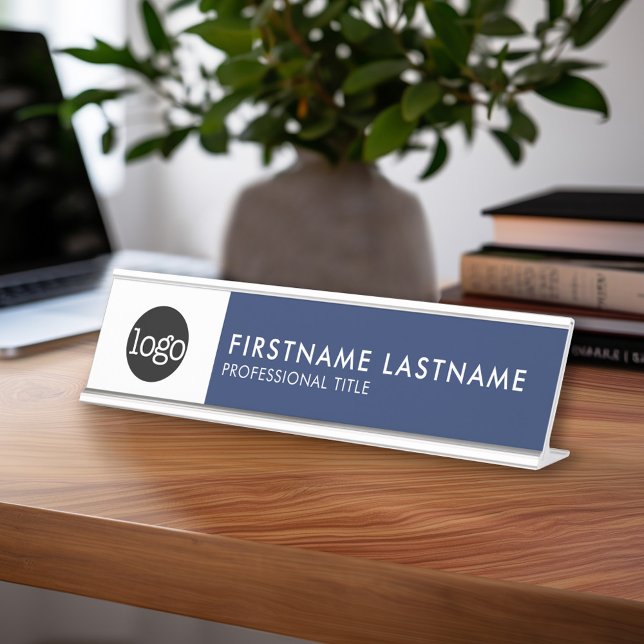 Placa De Mesa Marinho moderno azul e branco - Adicionar logotipo (Modern Desk Name plate - customize with your executive information)