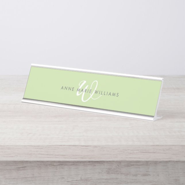 Placa De Mesa Monograma Moderna em Verde Claro e Branco (Frente)