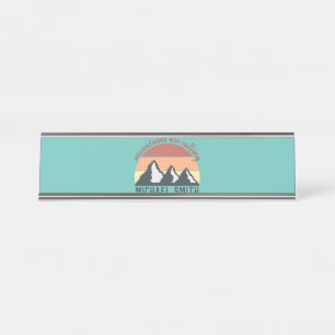 Placa De Mesa Montanhas pastéis vintage estão chamando monograma