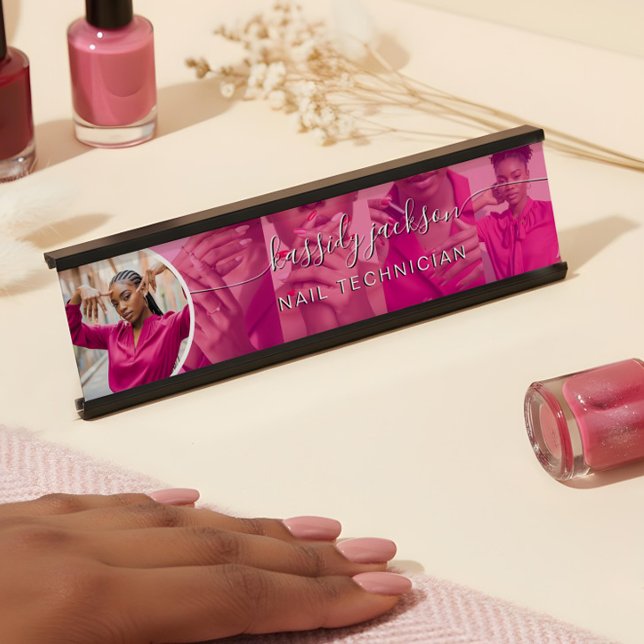 Placa De Mesa Nome da Foto do Script do Técnico de Unhas Moderno (Modern Pink Photo Collage Script Calligraphy Name Desk Name Plate)