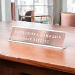 Placa De Mesa Rosa Gold Foil | Folha Rosa Esbranquiçada Moderna<br><div class="desc">Blush Pink - Rosa Gold Foil Metálica Stainless Steel Minimalist Business Name Plate com nome e profissão de tipografia em branco. A Rosa Gold Foil Metal Business Name Plate pode ser personalizada com seu nome. Entre em contato com o designer para obter itens correspondentes personalizados.</div>