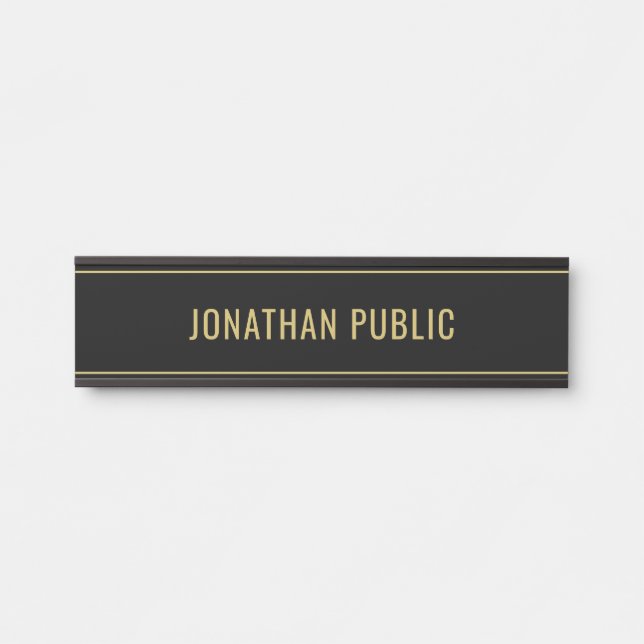 Placa De Porta Modern Simple Sleek Black & Gold Name Template (Frente)