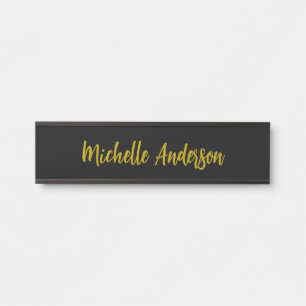 Placa De Porta Nome Minimalista Moderno Cor Dourada e Preta