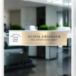 Placa De Porta Profissional Dourado executivo clássico moderno<br><div class="desc">Personalizado adicione o logotipo da sua própria empresa Lúxury Executivo Folha de ouro Metálica Stainless Steel Minimalist Business Name Plate com tipografia branca para os monogramas adicione seu próprio nome e cargo ou posição. A placa de nome profissional de metal pode ser personalizada com seu nome. Entre em contato com...</div>