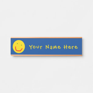 Placa De Porta Rosto Sorridente e Feliz