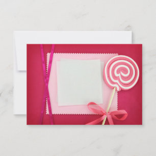 Placa de vazio com o plano de fundo rosa