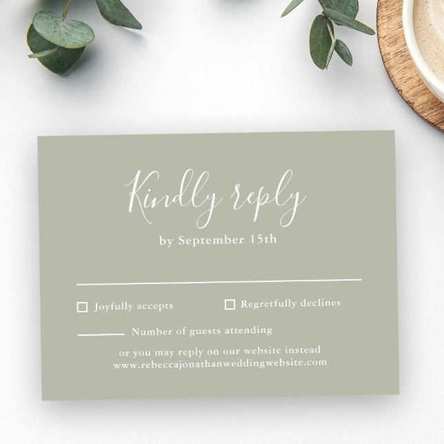 Placa RSVP de Casamento Verde de Sage com Script M (Criador carregado)