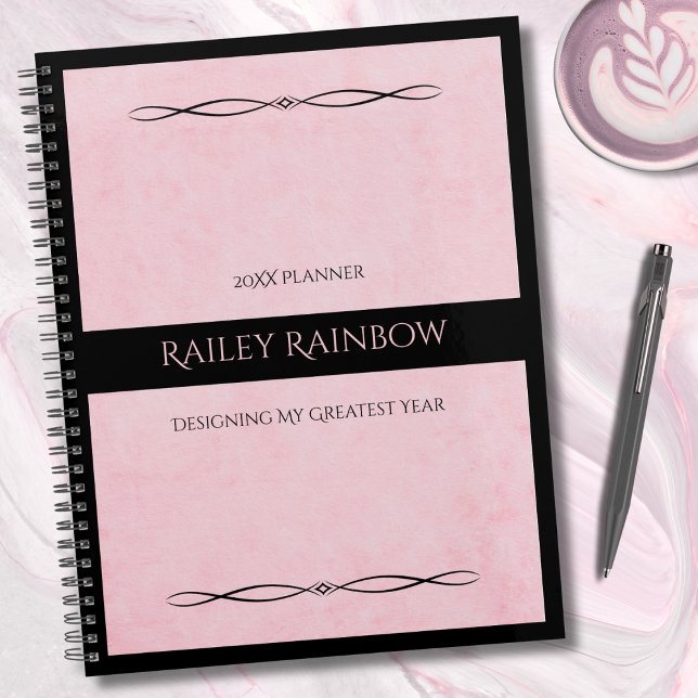 Planejador Executivo com Monograma Preto Rosa Eleg (Start the new year with a planner that is as sophisticated and goal-oriented as you are)
