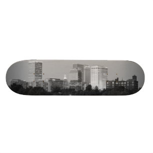 Plataforma do skate da skyline B&W de Tulsa