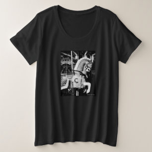 Plus Size Camiseta "O Cavalo Rei" Minhas Senhoras Mais Forte