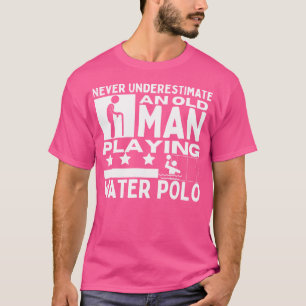 Polo Água Nunca Subestima Um Velho Brincando