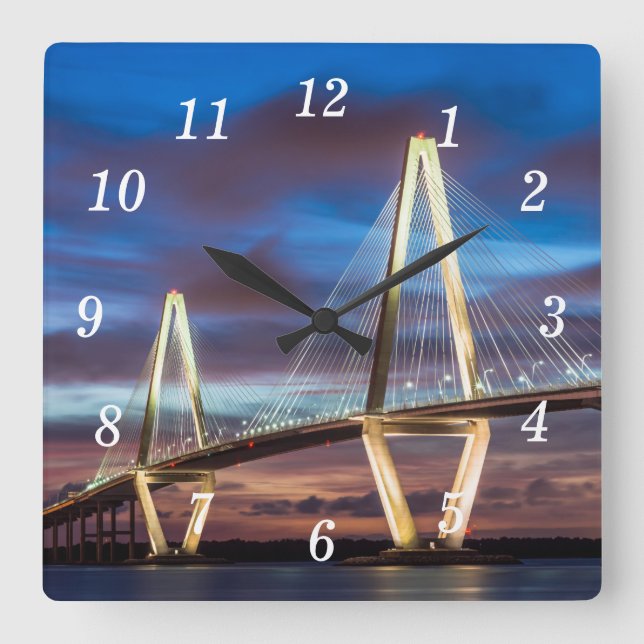 Ponte Arthur Ravenel No Relógio Da Parede Noturna (Frente)