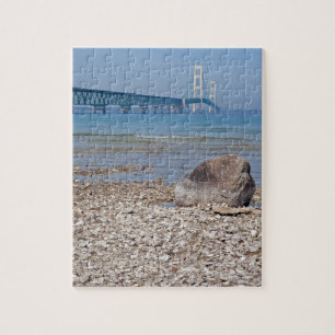 Ponte de Mackinac com quebra-cabeça da rocha