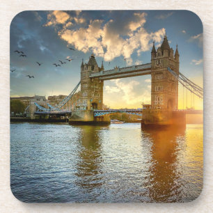 Ponte de torre na Porta copos Sunset