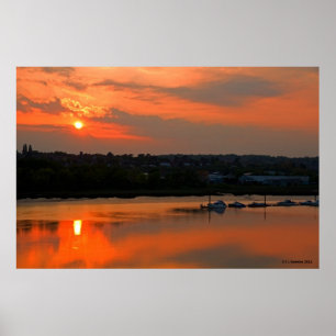 Por do sol sobre o impressão de Medway
