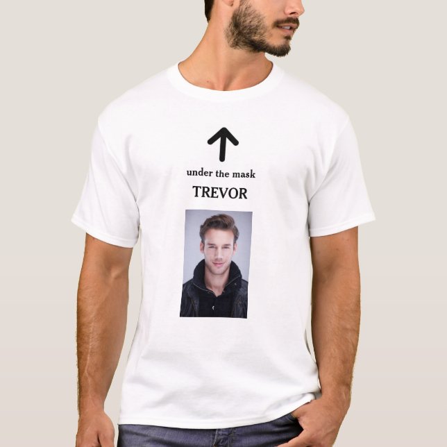 Por trás da Máscara - Camiseta (Frente)