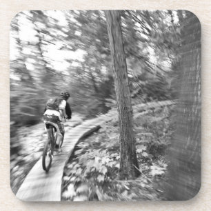 Porta-copo Aaron Rodgers fazendo mountain biking na Stairway