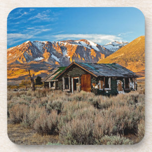 Porta-copo Antiga Casa de Fazenda ao Longo da Hwy 395 em June