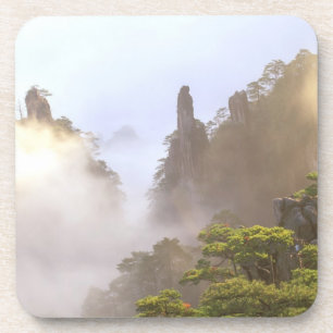 Porta-copo Ásia, China, Huanshan. A Montanha Amarela em