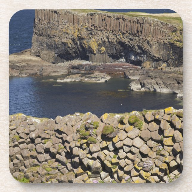 Porta-copo Basalto poligonal, Staffa, da ilha de Mull, (Frente)