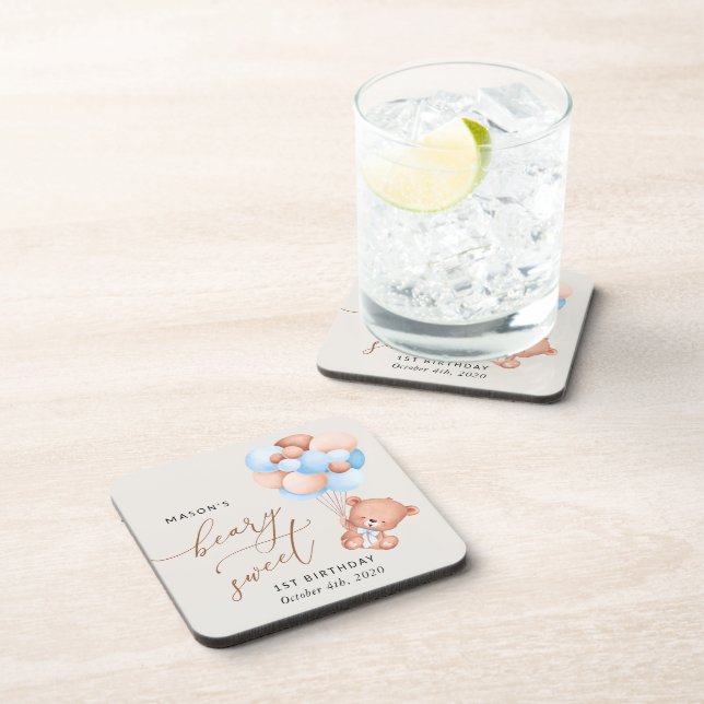 Porta-copo Bebê Urso, Balões Azuis, Primeiro Aniversário (Lado Direito)