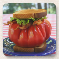 BLT com tomate gigante