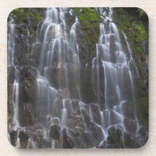 Porta-copo Cachoeira Ramona no condado de Clackamas, Oregon