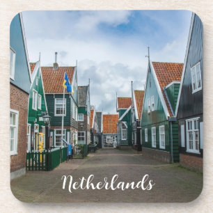 Porta-copo Casas tradicionais de madeira na aldeia de Marken
