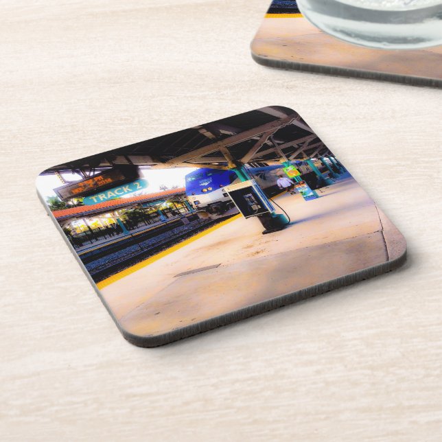 Porta-copo Chegada ao Track 2 (Left Side)