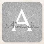 Porta-copo De Papel Quadrado Aniversário do Luxury Silver Glitter & Sparkle Mon<br><div class="desc">Portas copos de Festa de aniversário de Silver Faux Glitter e Sparkle Elegant Monogramas. Essas Portas copos de Festa de aniversário,  Chá de panela,  Casamento ou Festa de solteira podem ser personalizadas para incluir seu nome inicial e primeiro. Entre em contato com o designer para obter itens correspondentes personalizados.</div>