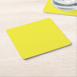 Porta-copo De Papel Quadrado Aprimore seu Design com fundo amarelo